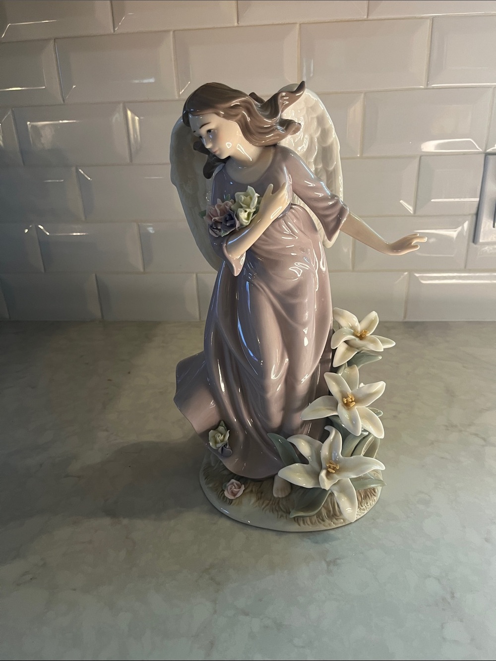 Grandeur Noel Collector's Porcelain Angel 12.5” tall 2003